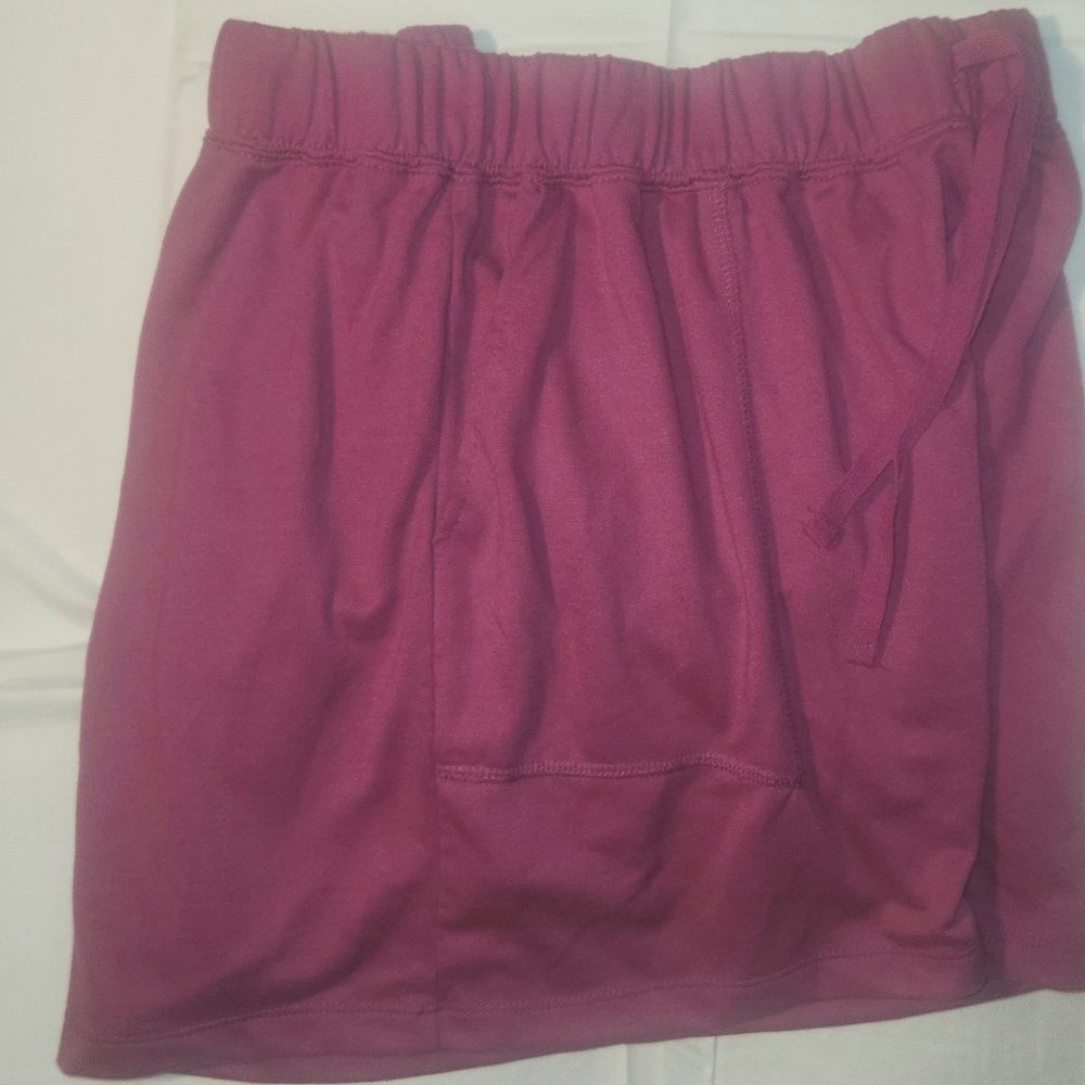 Just Be ladies' cotton shorts, Wine colored in size 2XL/ 36" waist